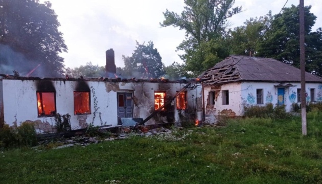 росіяни обстріляли шість громад Сумщини, поранені двоє людей