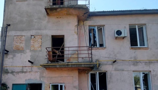 Пошкоджені школи, Палац спорту і Палац культури - наслідки обстрілу Дружківки на Донеччині