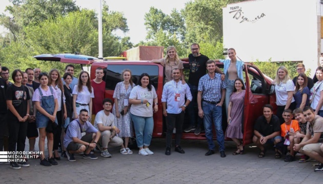 ОБСЄ передало мікроавтобуси для «СпівДії Хабів» у Луцьку та Дніпрі