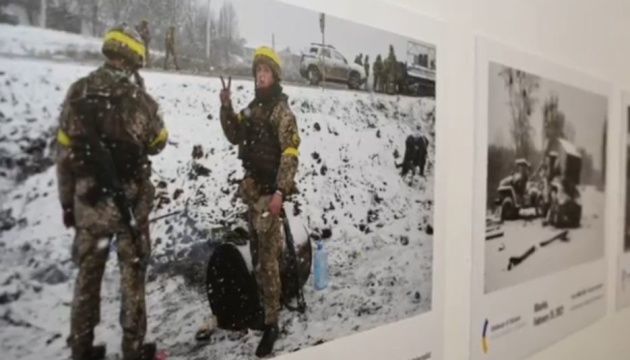 У столиці Албанії відкрили виставку загиблого українського фотожурналіста Макса Левіна