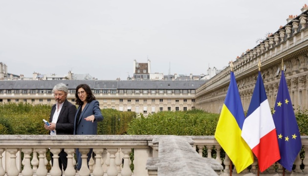Le ministre ukrainien de la Culture a rencontré son homologue française à Paris
