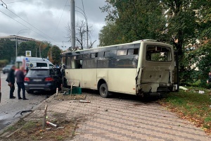 У Києві в ДТП постраждали 23 пасажири маршрутки
