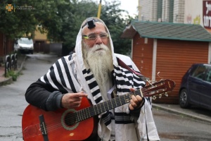 В Умані обладнали стаціонарні пости для допомоги прочанам з Ізраїлю