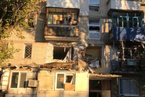 У Миколаєві нічні обстріли пошкодили три багатоповерхівки