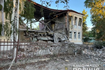 Binnen eines Tages Region 15 Ortschaften in Region Donezk beschossen