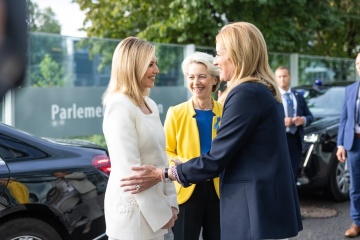 Zelenska se reúne con la presidenta del Parlamento Europeo en Estrasburgo