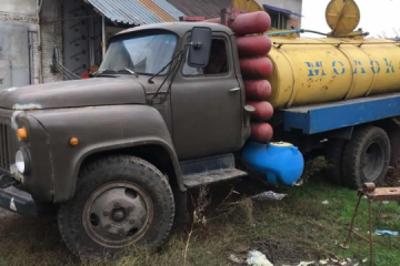 Russen transportieren Treibstoff per Milchtankwagen – Generalstab