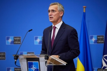 Jens Stoltenberg dénonce l’annexion illégitime par la Russie de quatre régions d’Ukraine
