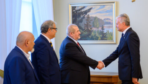 Науседа на зустрічі з Чубаровим: Потрібно посилити тиск на рф через Крим