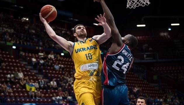 Україна обіграла Велику Британію у 1-му турі Євробаскету-2022