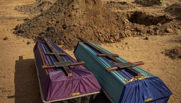 Bucha residents killed during Russian occupation buried 