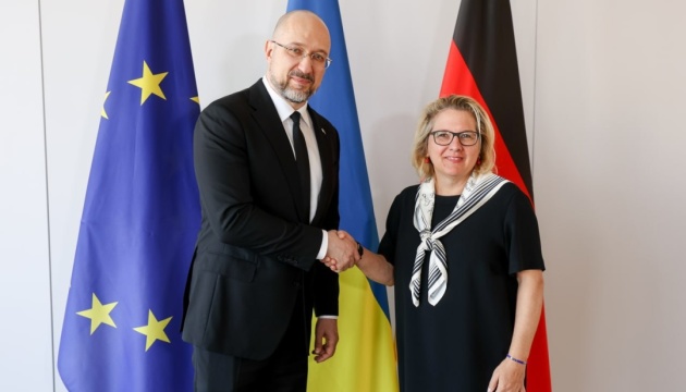 Шмигаль подякував Німеччині за виділення €200 мільйонів на підтримку переселенців в Україні