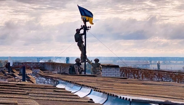 Ukrainian flags returning to places where they should be by right - Zelensky