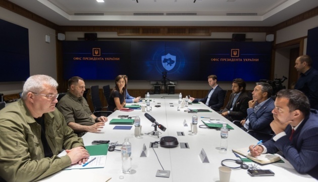 Un groupe d’experts a élaboré un projet de pacte de sécurité pour l’Ukraine 