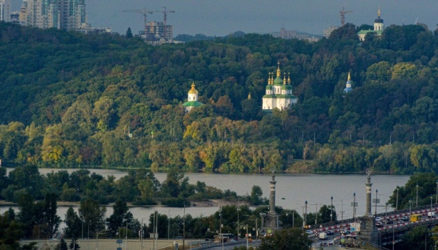 У Києві повітря чисте, радіаційний фон у нормі