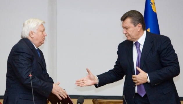 亚努科维奇及其随行人员解除欧盟制裁