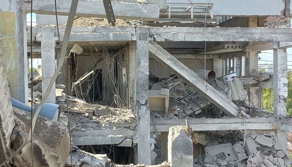 Обстріл Миколаєва: «Смерчами» і ракетами С-300 пошкоджені понад 40 будинків та водогін