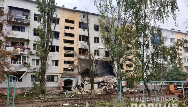 Shelling of Donetsk region: Russians destroy apartment block in Bakhmut