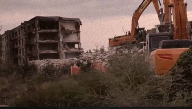 ロシア占領政権、占領するウクライナ東部マリウポリの建物解体を続ける