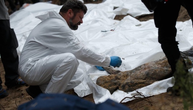 Massacre d’Izioum : Les secouristes ont exhumé 146 corps 