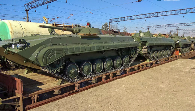 Grecia aprueba entregar 40 vehículos de combate de infantería BMP-1 a Ucrania
