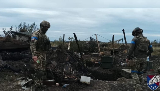 Ukrainische Verteidiger zerstörten in Swatowe Stab und ein Munitionslager des Feindes  