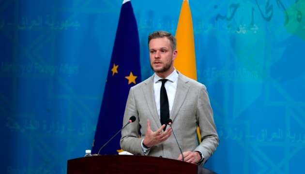 Landsbergis: La única forma de poner fin a la guerra es enviar más armas a Ucrania