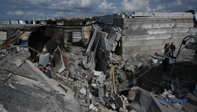 ２５日の露軍攻撃によるウクライナ民間人の死者３名、負傷者２２名＝各地被害