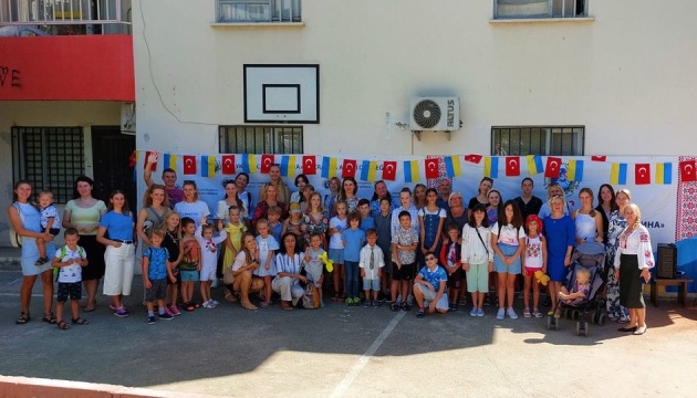 В українських суботніх школах в Анталії та Стамбулі розпочали новий навчальний рік