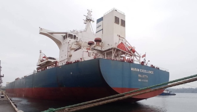 Nueve barcos más con grano salen de los puertos marítimos de Ucrania