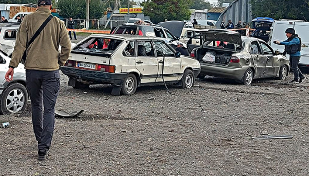 Dutzende Opfer und zerstörter Autopark:  Russen greifen Saporishshja, Dnipro und Mykolajiw an - PHOTOCHRONIK DES KRIEGES