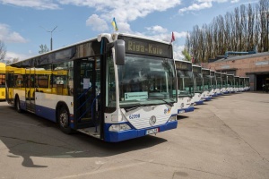 В Киеве выходят на маршруты 11 автобусов, которые столица получила от Риги 