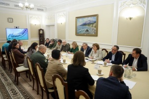 Шмыгаль провел совещание относительно обеспечения ВСУ зимней формой