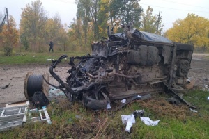 Vehicle with Ukrtelecom employees blown up on enemy mine in Sumy region