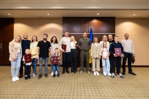 Comandantes de Azov se reúnen con sus familias en Turquía
