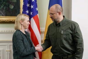 Шмигаль обговорив із послом США фінансову допомогу Україні