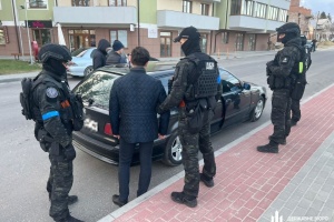 На Львовщине заместителя городского головы обвиняют в махинациях с гумпомощью для ВСУ