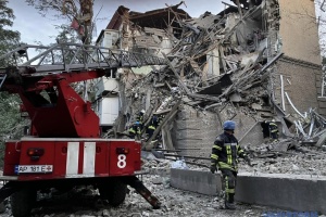 В результате ракетного удара по Запорожью погибли два человека, среди пострадавших есть дети
