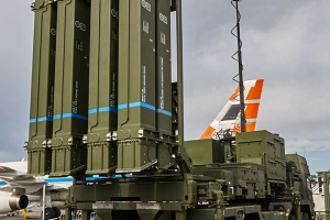 Ignat: Ucrania será el primer país en el mundo en recibir los últimos sistemas de misiles antiaéreos IRIS-T 