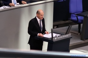 Шольц у Бундестазі: ЄС не дозволить здійснитися путінським імперським планам путіна