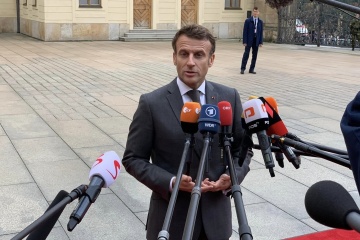 Macron anuncia su visita a Ucrania y promete entregar decenas de misiles SCALP