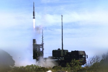 宇国防省、独からの防空システムと米からの高機動ロケットシステムのウクライナ到着を報告