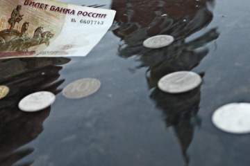 被占領下ウクライナ南部住民、ロシア通貨の使用を敬遠