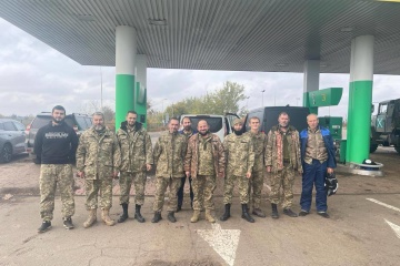 ウクライナ、ロシアとの被拘束者交換で軍人１０名を解放
