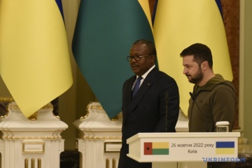 Zelensky aborda la organización de la cumbre Ucrania-África con el presidente de Guinea-Bisáu