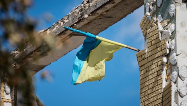 Ukrainische Flagge in Lyman - Selenskyj