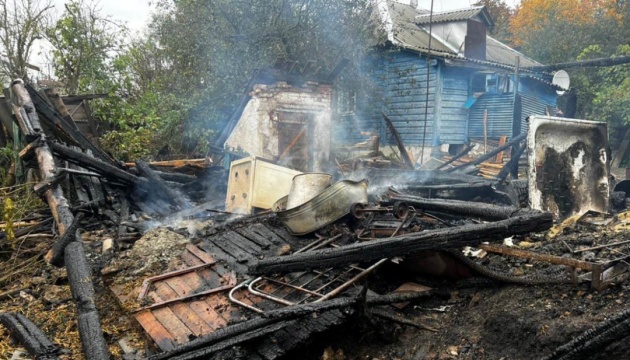 Понад 20 вибухів: ворог вранці обстріляв Хотінську громаду на Сумщині