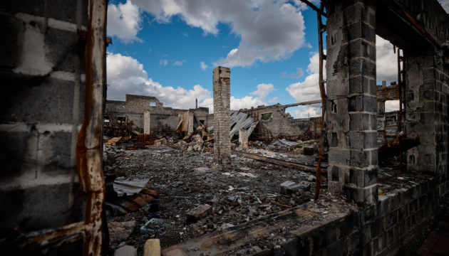 Понад 90% будинків у Лимані та Святогірську зруйновані
