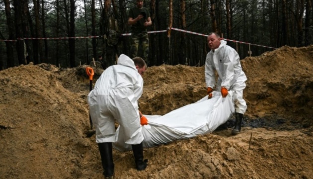 Ukraine : Les corps de trois hommes trouvés dans une forêt