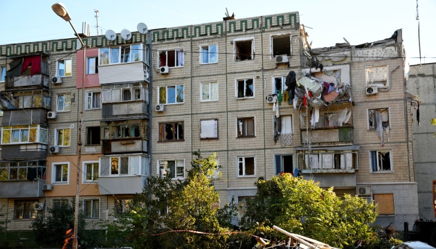 Мешканцям Нікопольщини радять провести ніч у сховищі